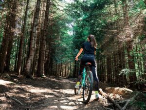 Lee más sobre el artículo Step-by-Step Guide to Repairing a Puncture on the Trail